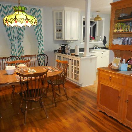 Newhouse Family Inn Lewisville Экстерьер фото