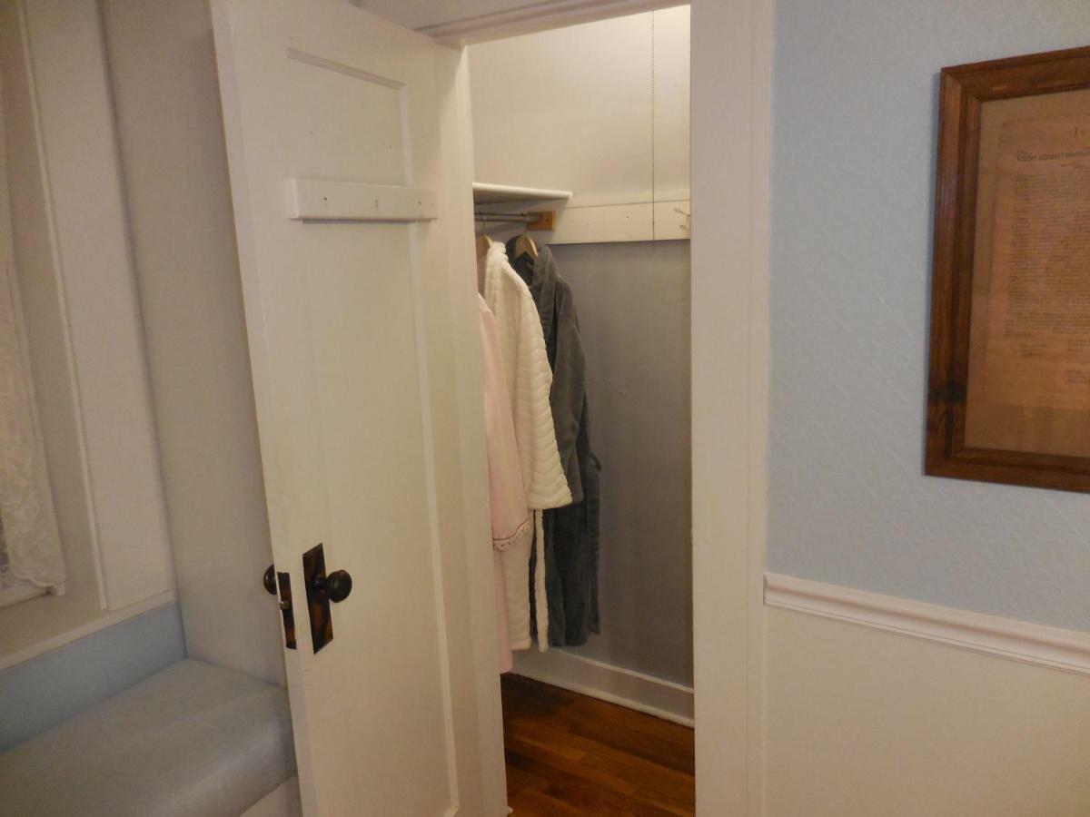 Newhouse Family Inn Lewisville Экстерьер фото
