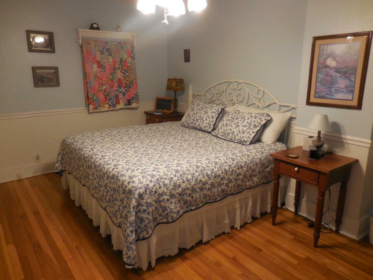 Newhouse Family Inn Lewisville Экстерьер фото